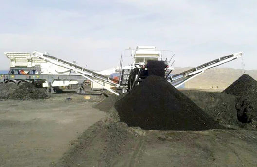 西北-煤炭破碎筛分-160吨每小时 南方路机nfw1060j nfs330破碎筛分站应用于西北煤炭项目